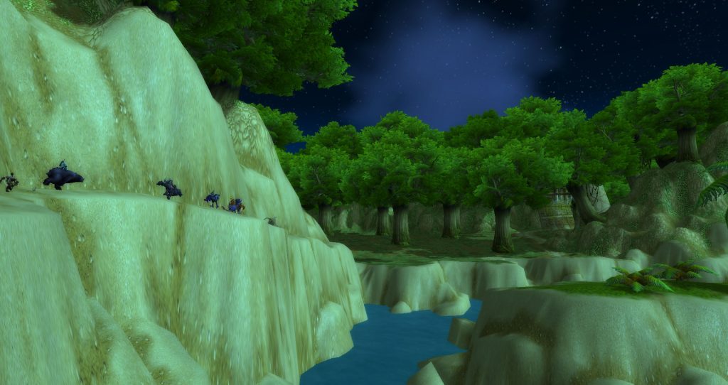 Da Doctas Tour runs along a narrow cliff path towards the Cape of Stranglethorn